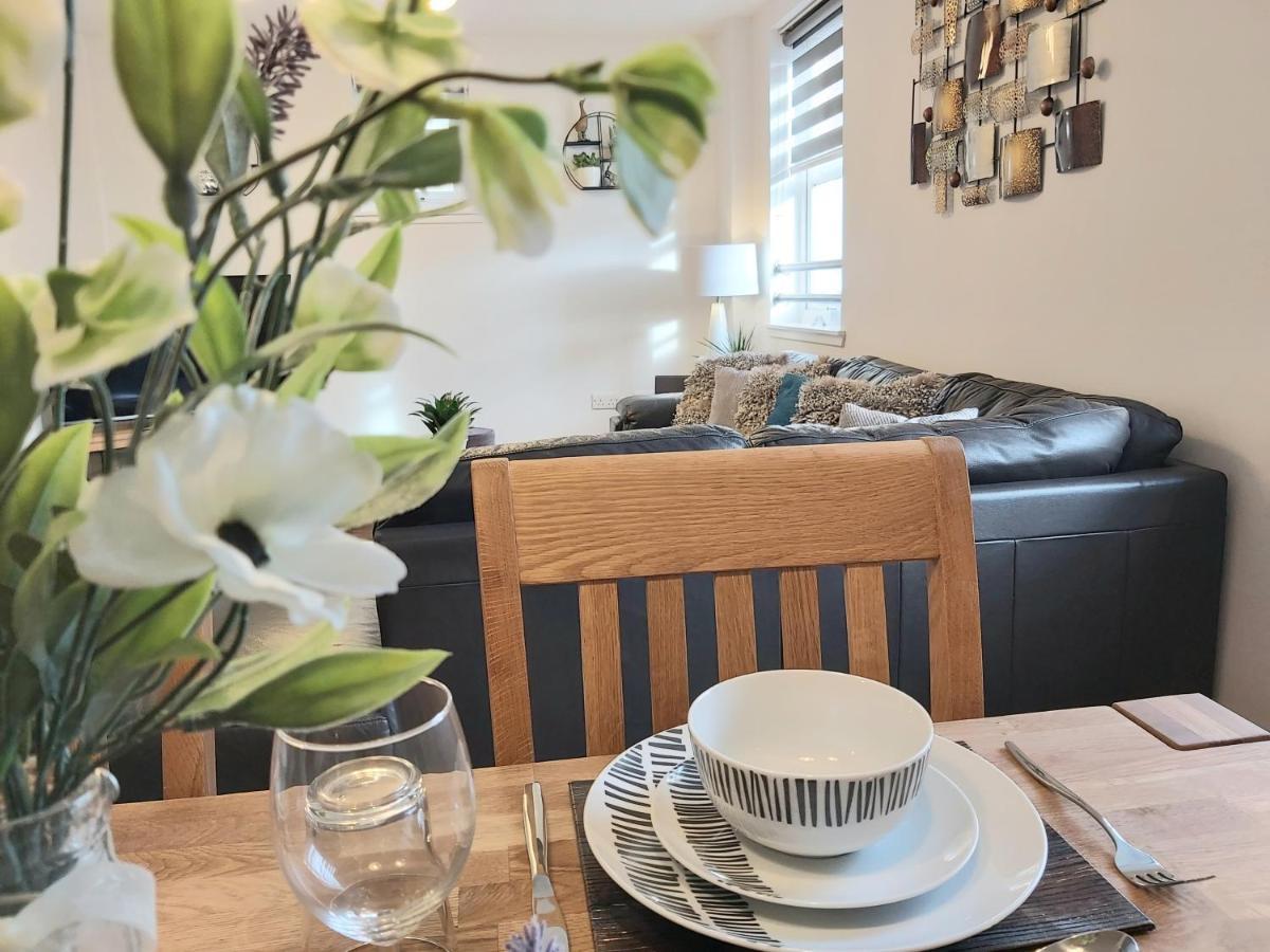 Inverness City Centre Apartment With Elevator And Google Chromecast Bagian luar foto