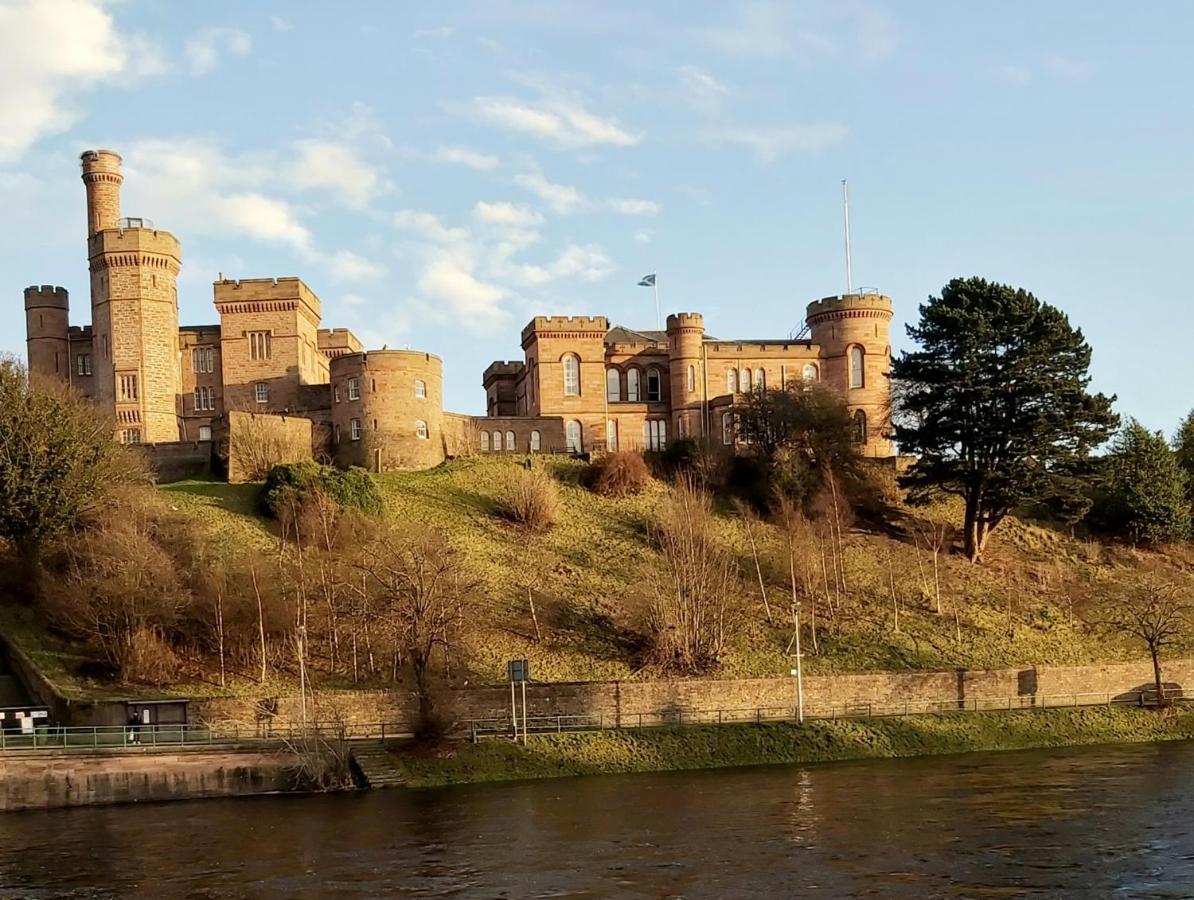 Inverness City Centre Apartment With Elevator And Google Chromecast Bagian luar foto